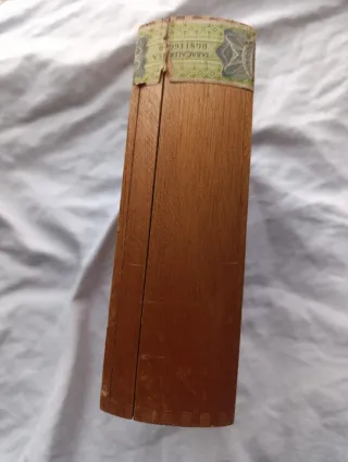 Scatola vuota di sigari La Belleza N°1