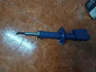 Seat 131 Nuevo amortiguador Monroe