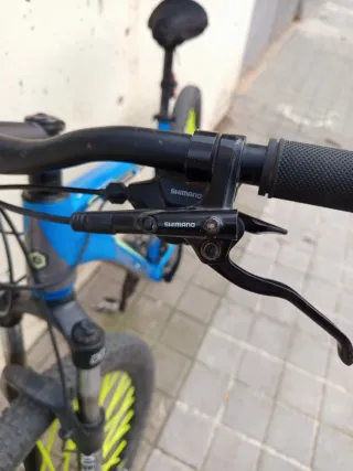 Bicicleta de Montaña Azul