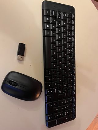 Teclado y Ratón Inalámbricos Logitech