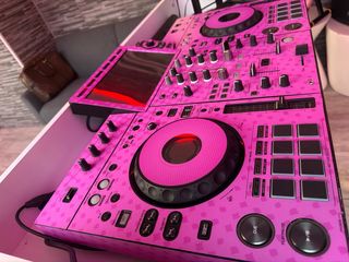 Controladora DJ Pioneer RX3 Rosa