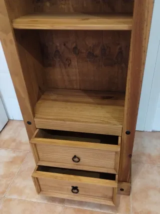 Estantería estilo mexicano de madera