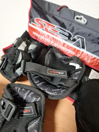 Protecciones SEBA para patinar