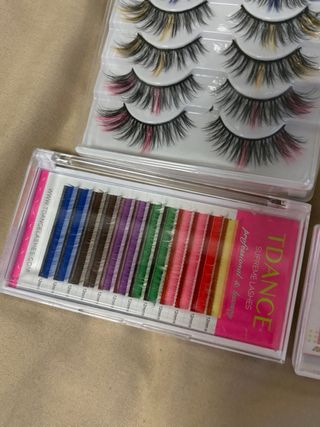 Lote Pestañas Postizas y Extensiones negro y color