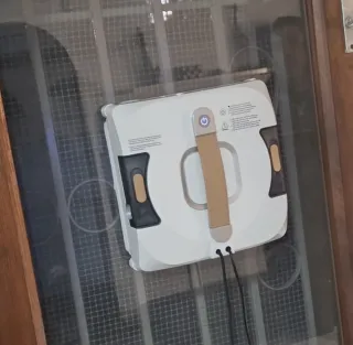 Robot limpiacristales JNERKERT