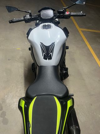 Kawasaki Z900 A2  Blanca y Verde  9716 KM !!