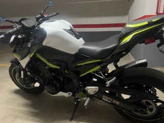 Kawasaki Z900 A2  Blanca y Verde  9716 KM !!