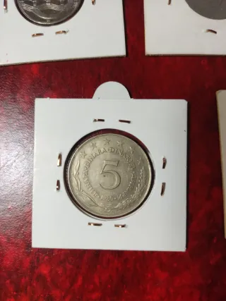 Lote 5 monedas: Yugoslavia, Argelia, Chequia