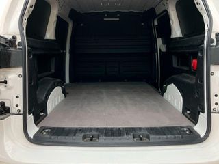 Volkswagen ID. BUZZ Cargo 210 kW (286 CV)