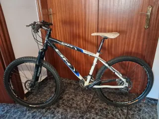 Bicicleta BH Expert