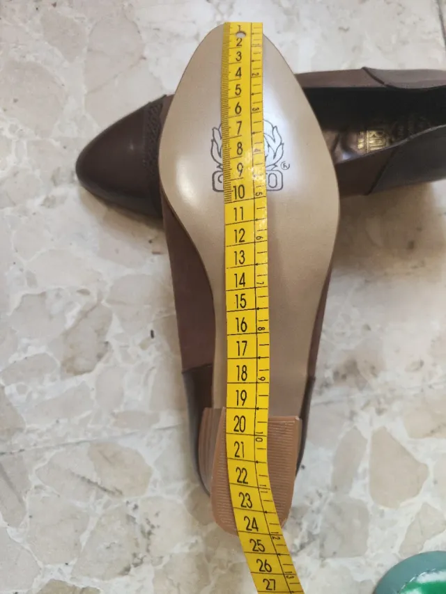 Zapatos RETRATO Talla 37 Marrón. NUEVOS. DE PIEL