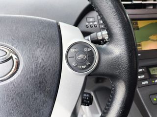 Toyota Prius 1.8 HYBRID 2012 LIBRO REVISIONES