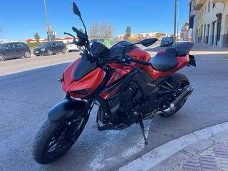 Kawasaki Naked Z1000