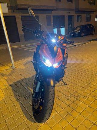 Kawasaki Naked Z1000