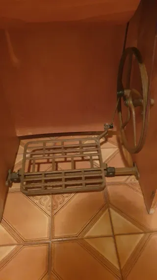 Máquina de coser Singer antigua