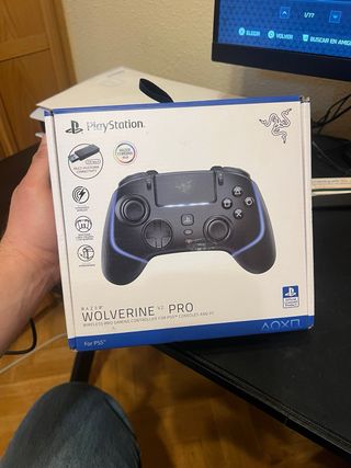 Mando Razer Wolverine V2 Pro