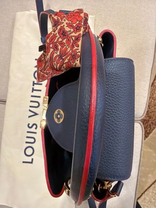 Bolso Louis Vuitton Capucines Azul y Rojo