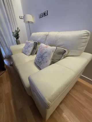 Sofá de piel 2 plazas color beige