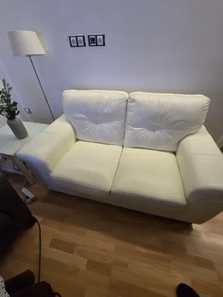 Sofá de piel 2 plazas color beige