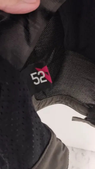 Conjunto chaqueta pantalón moto verano Dainese