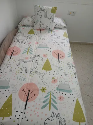 Edredón cama nido ajustable 90x190+estor +cuadros