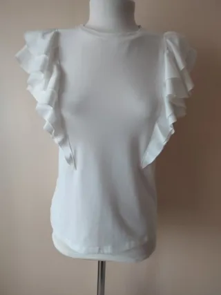 Camiseta Shein volantes