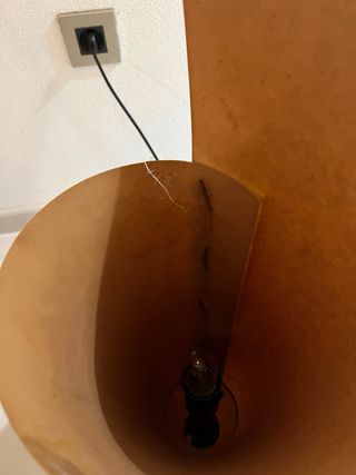 Lampada da terra vintage in metallo e carta