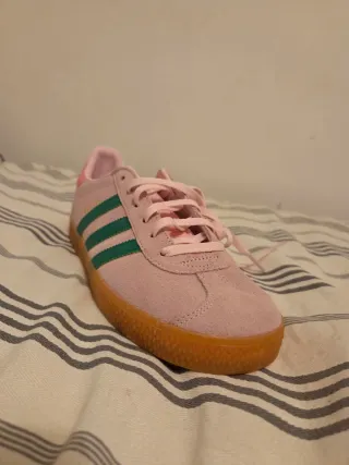 Zapatillas Adidas Gazelle Nuevas