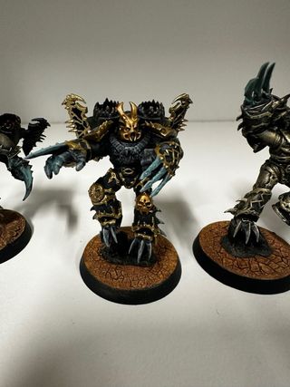 Figuras Espolones Legión Negra Pintadas