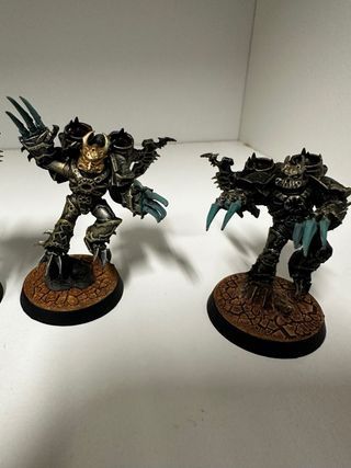 Figuras Espolones Legión Negra Pintadas