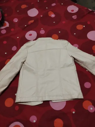 Cazadora sintética niña rosa talla 9/10