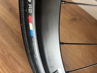 Ruedas Fulcrum 800DB con cubiertas de 32 y discos.