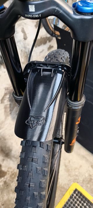 Guardabarros Fox Flexible Negro