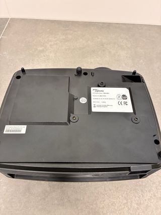 Proyector Optoma Negro (lente averiada)