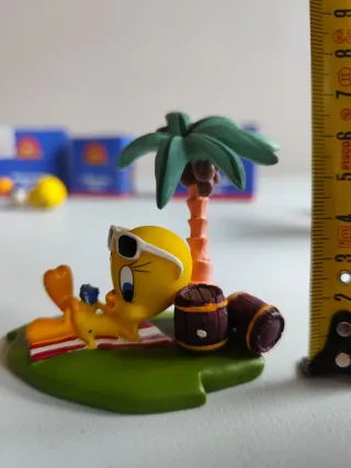 Lote 8 figuras Piolín Looney Tunes Resina