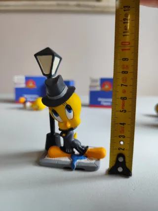 Lote 8 figuras Piolín Looney Tunes Resina