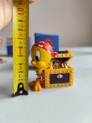 Lote 8 figuras Piolín Looney Tunes Resina