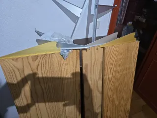 Estanteria pared madera maciza