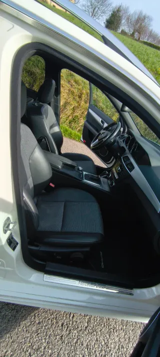 Mercedes-Benz w204 c200 2012