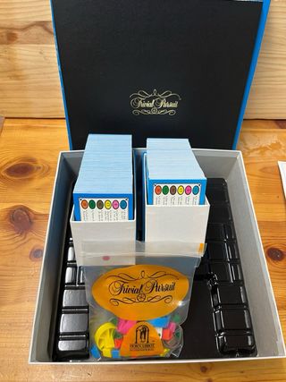 Trivial Pursuit Juego Completo Edición Jóvenes