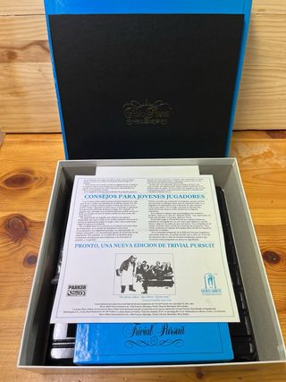 Trivial Pursuit Juego Completo Edición Jóvenes