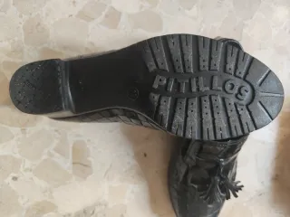 ZAPATOS DE MUJER. MARCA PITILLO. NÚMERO 36.