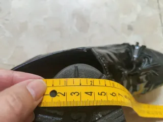 ZAPATOS DE MUJER. MARCA PITILLO. NÚMERO 36.