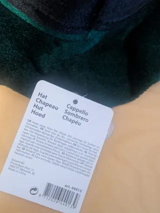 Sombrero Leprechaun Verde con Trébol Dorado.