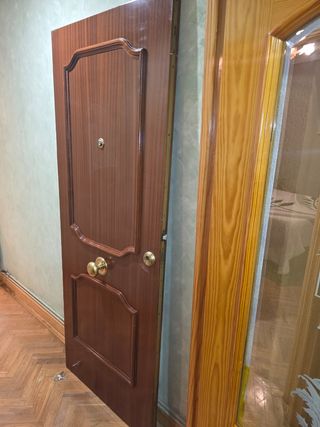 Puerta de casa (ENTRADA )