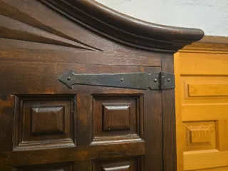 Scrivania in Stile Castigliano in Legno