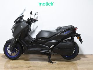 YAMAHA XMAX 300