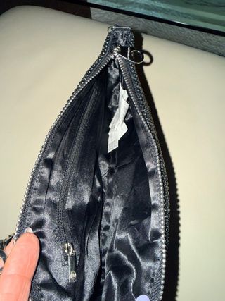 Bolso pedrería negro y plateado