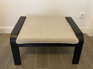 Sillón POÄNG IKEA y reposapiés