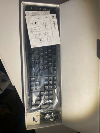 Teclado y Ratón Inalámbrico Logitech MK270